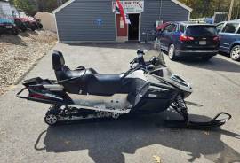 2011 Arctic Cat TZ1 Touring 2up electric start rev