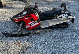 2015 Polaris Indy® LXT 550 144 Indy Red electric s