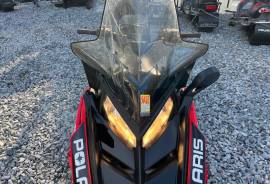 2015 Polaris Indy® LXT 550 144 Indy Red electric s