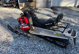 2015 Polaris Indy® LXT 550 144 Indy Red electric s