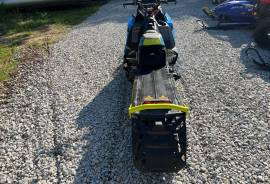 2019 Polaris Pto RMK 850 with a 163 track only 290