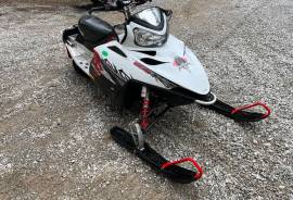 2009 Polaris Dragon 800 EFI with reverse + electri