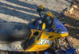 2005 Ski-Doo MXZ 600 Adrenaline HO SDI picked trac