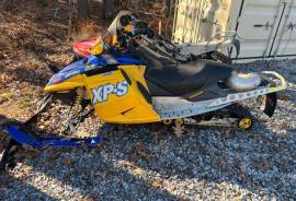 2005 Ski-Doo MXZ 600 Adrenaline HO SDI picked trac