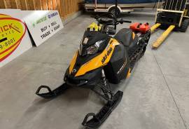 2014 Ski-Doo skidoo summit 800 etec with reverse 5