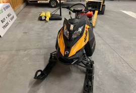 2014 Ski-Doo skidoo summit 800 etec with reverse 5