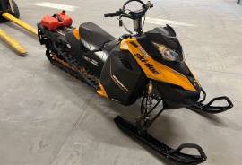 2014 Ski-Doo skidoo summit 800 etec with reverse 5