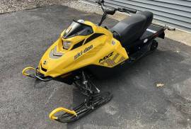 2024 Ski-Doo SkiDoo MXZ200 MXZ 200 4 stroke youth 