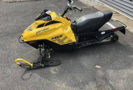 2024 Ski-Doo SkiDoo MXZ200 MXZ 200 4 stroke youth 