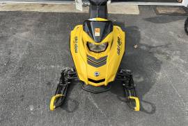 2024 Ski-Doo SkiDoo MXZ200 MXZ 200 4 stroke youth 