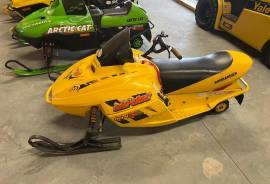 2003 SkiDoo Ski-Doo Mini Z X 120 kids youth snowmo