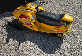 2005 SkiDoo Ski-Doo Mini Z X 120 kids youth snowmo