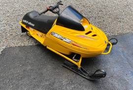 1999 SkiDoo Ski-Doo Mini Z 120 kids youth snowmobi