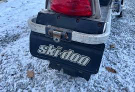 2009 SkiDoo Ski-Doo Skandic® Tundra LT 550F 5712 m