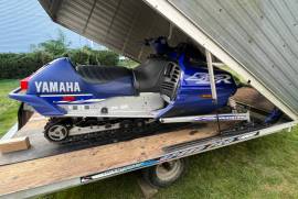 2001 Yamaha SX700R with enclosed trailer