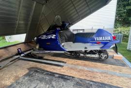 2001 Yamaha SX700R with enclosed trailer