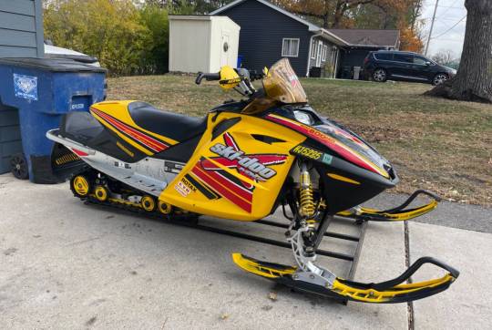 2004 Ski Doo MXZ X 800 HO Blair Morgan edition