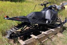 2016 Arctic Cat M8000 LTD