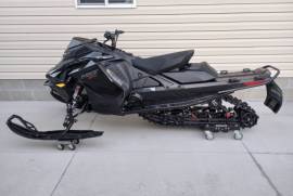 2025 Ski-Doo MXZ XRS 600R 137