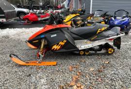 2004 Skidoo MXZ800 rev 4335 miles Will Trade