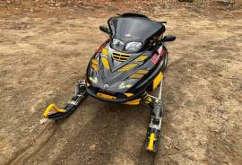 2004 SkiDoo mxz 380 fan rev 380 Will Trade