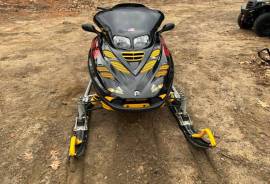 2004 SkiDoo mxz 380 fan rev 380 Will Trade