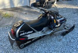 2002 SkiDoo Legend 380 elec rev Will Trade